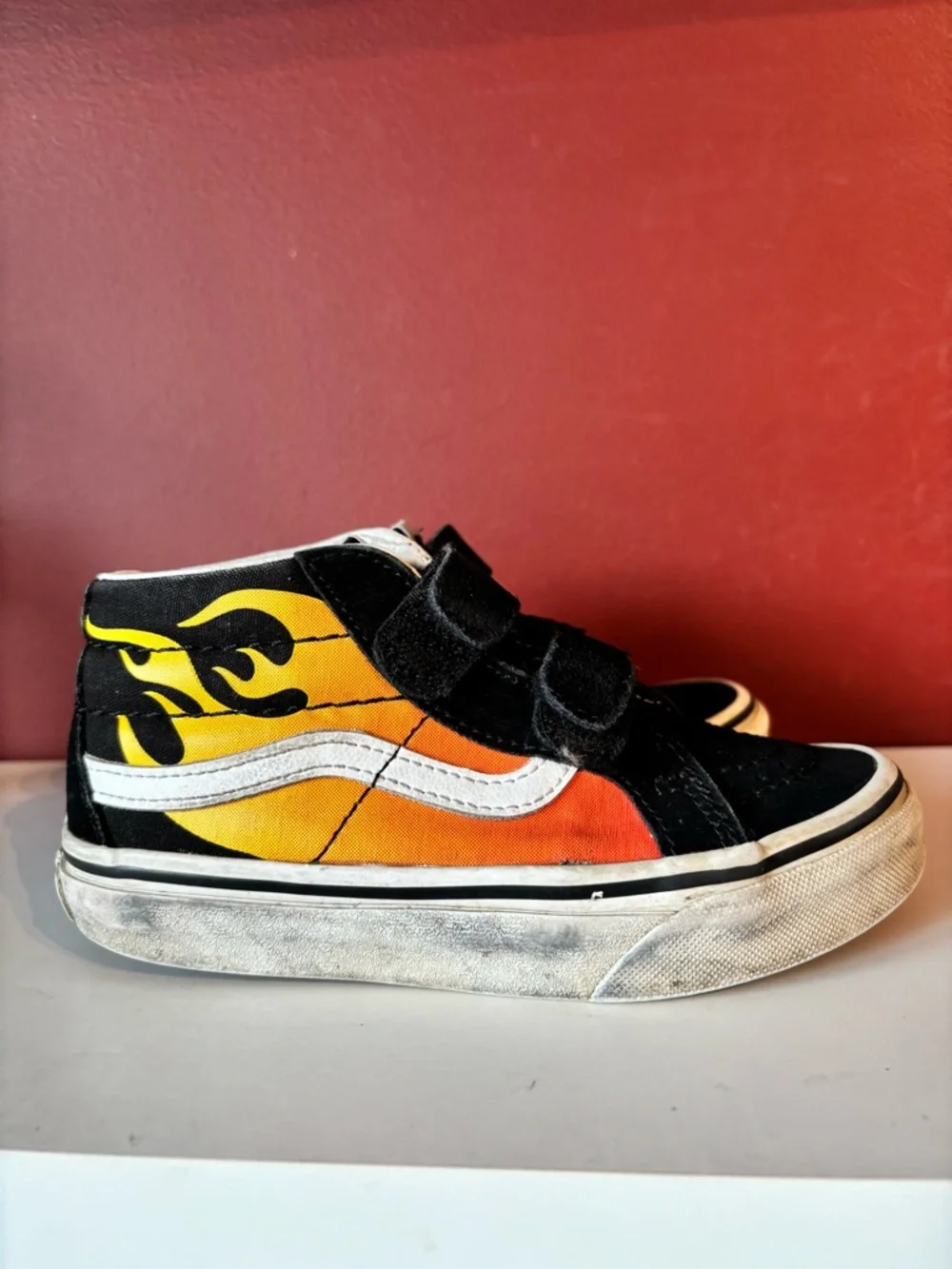 VAN’S Off The Wall Kids Sk8-Mid Reissue V "Flame Logo Repeat 12.5 - Picture 3 of 7